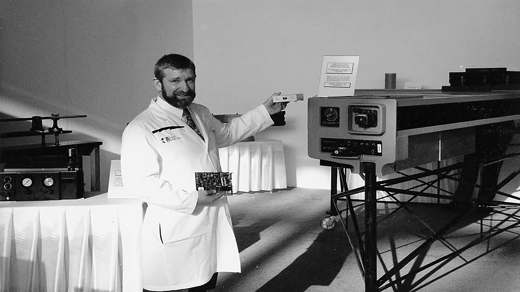 迈克科学家创始人